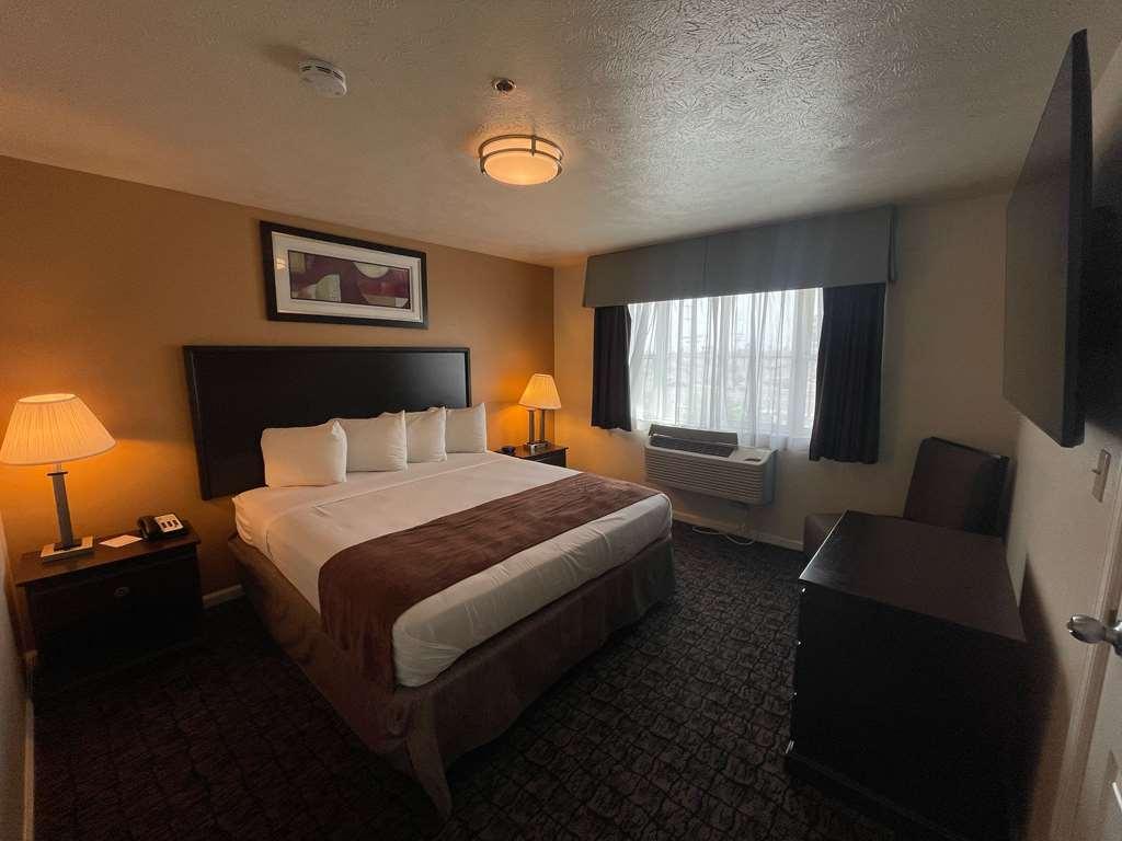 Best Western El Centro Inn Room photo